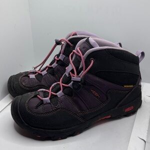 Keen Pagosa Mid Waterproof Hiking Boots women size 6